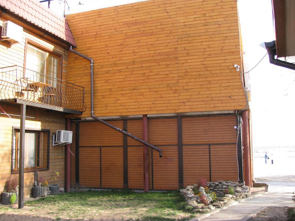 Cowboy Hotel Odesa Exterior foto