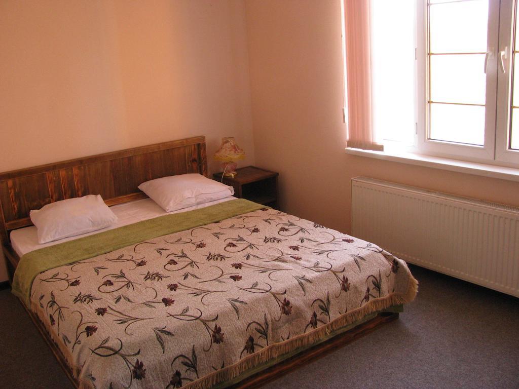 Cowboy Hotel Odesa Habitación foto