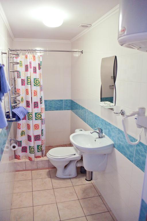 Cowboy Hotel Odesa Habitación foto