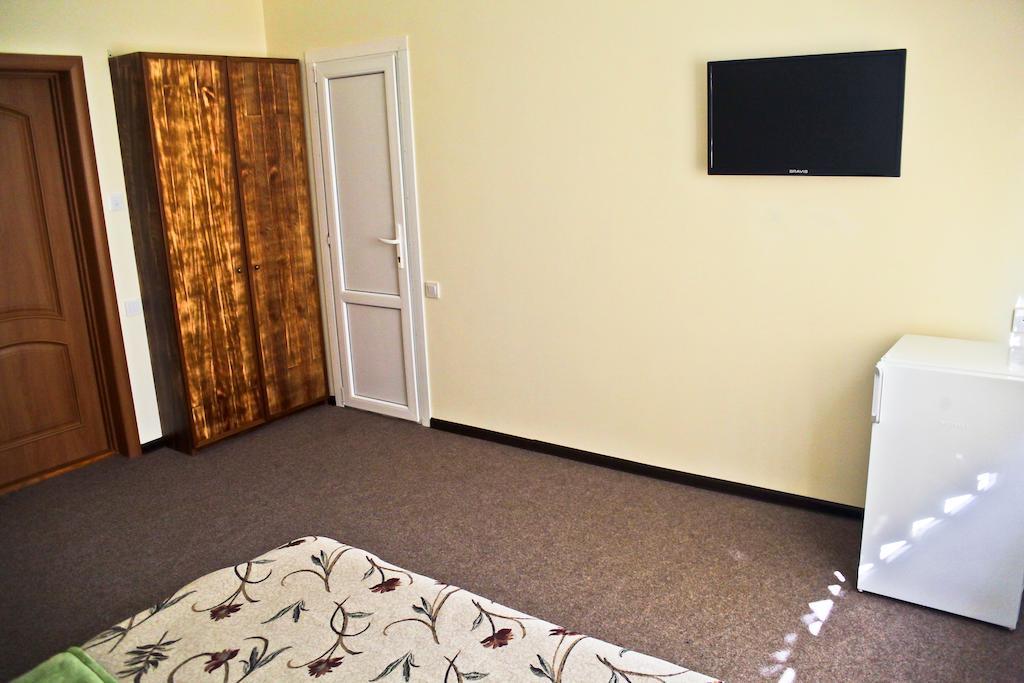 Cowboy Hotel Odesa Habitación foto
